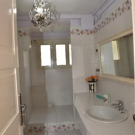 Rosaria & Oda ve Kahvaltı