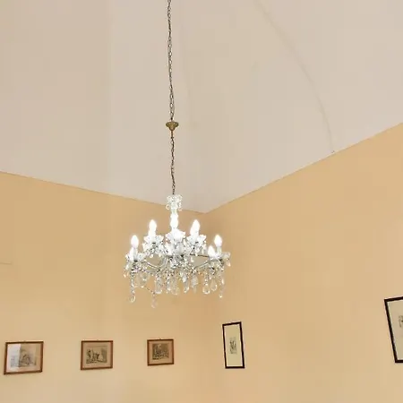Rosaria & Oda ve Kahvaltı Lecce
