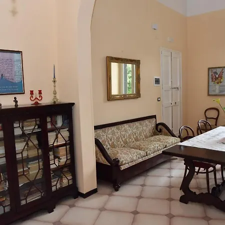 Bed & Breakfast Rosaria & 3*
